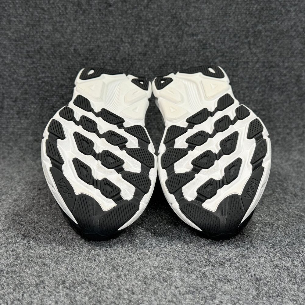 Hoka Clifton 9 Running Shoes Women's Size 8.5 Black White Athletic Run Training - Picture 12 of 13